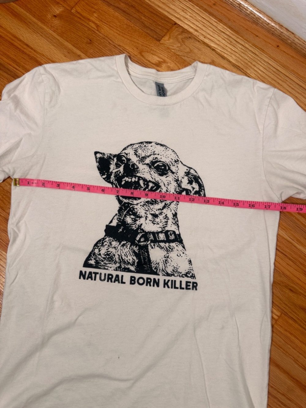 chihuahua short sleeve graphic tee - Picture 2 of 2